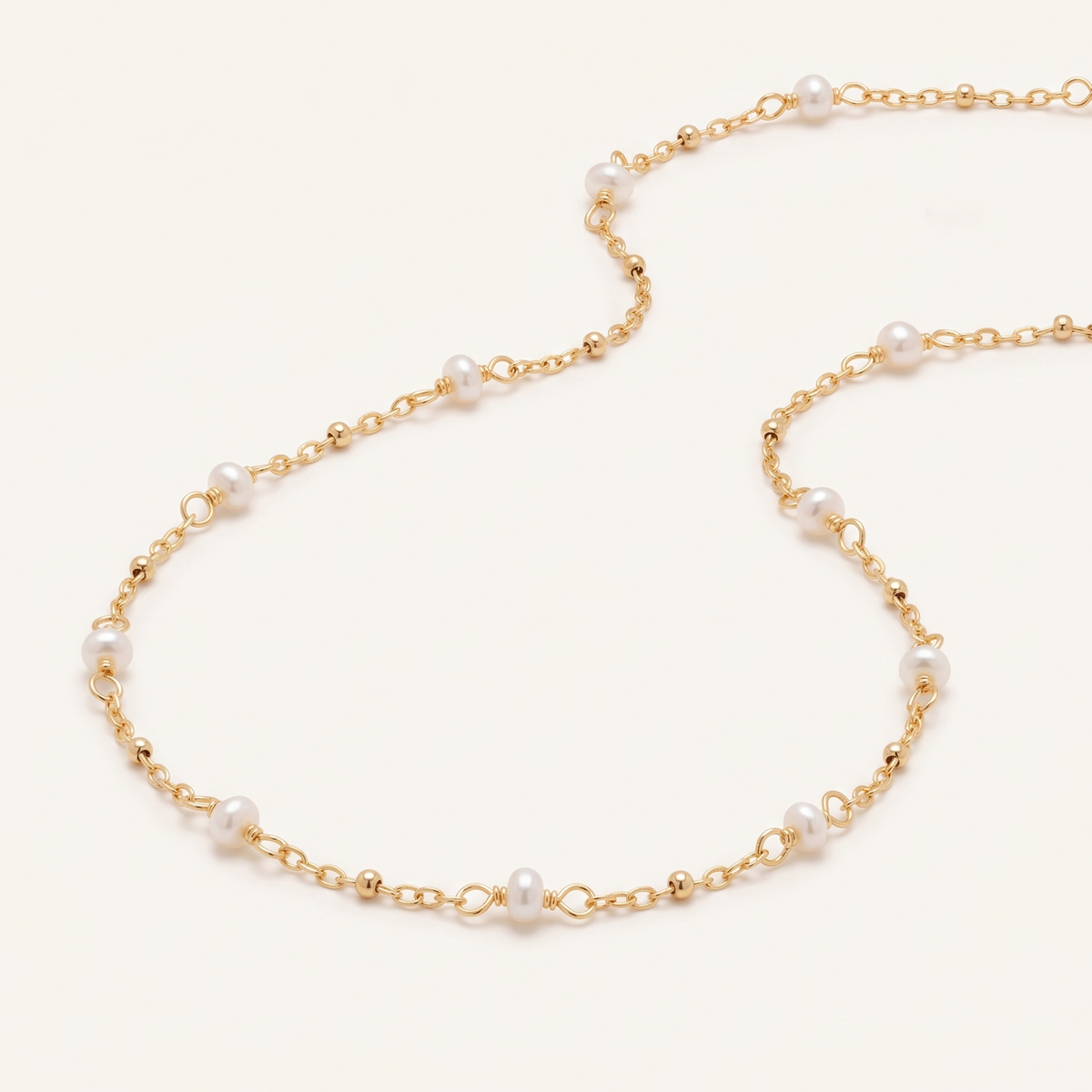 Out-Of-This-World Pearl Necklace